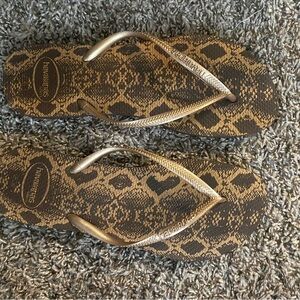 Havaianas Gold and Brown Flip Flops